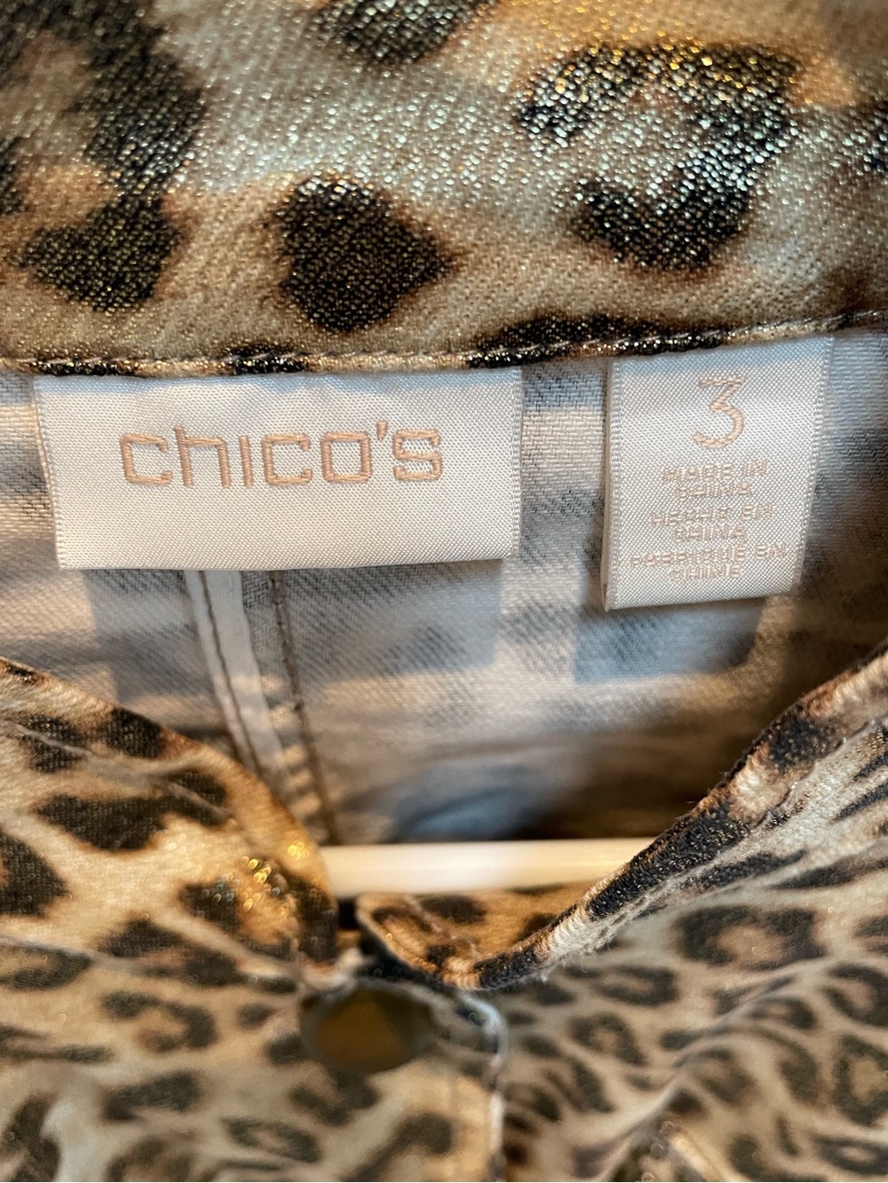 Chico’s XL Denim Leopard Print Gold Shimmer Cotton Spandex Button Up Jacket - Picture 2 of 7